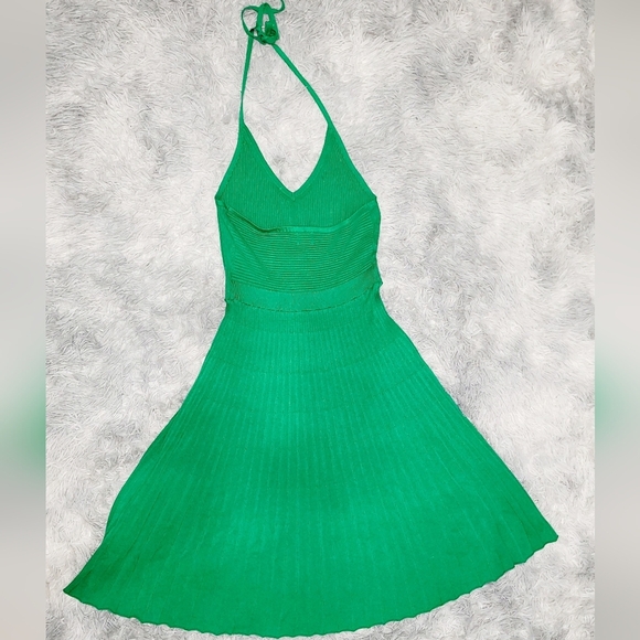 Green Knit Halter Flare Dress - Picture 3 of 6
